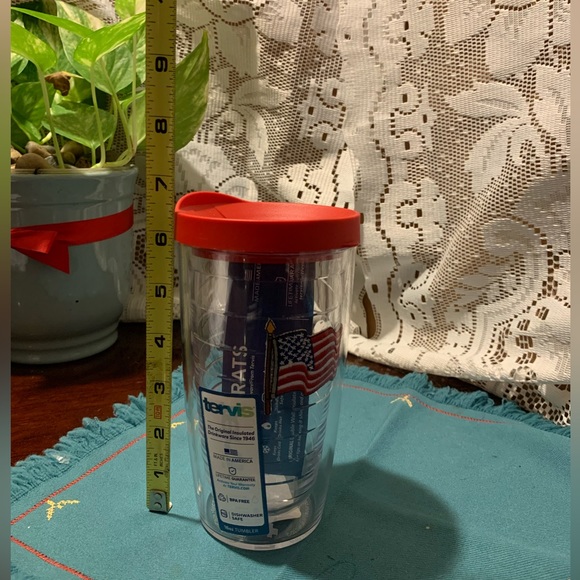 Tervis American Flag Double Walled Insulated Tumbler Travel Cup Cold & Hot, 16oz - Picture 3 of 4